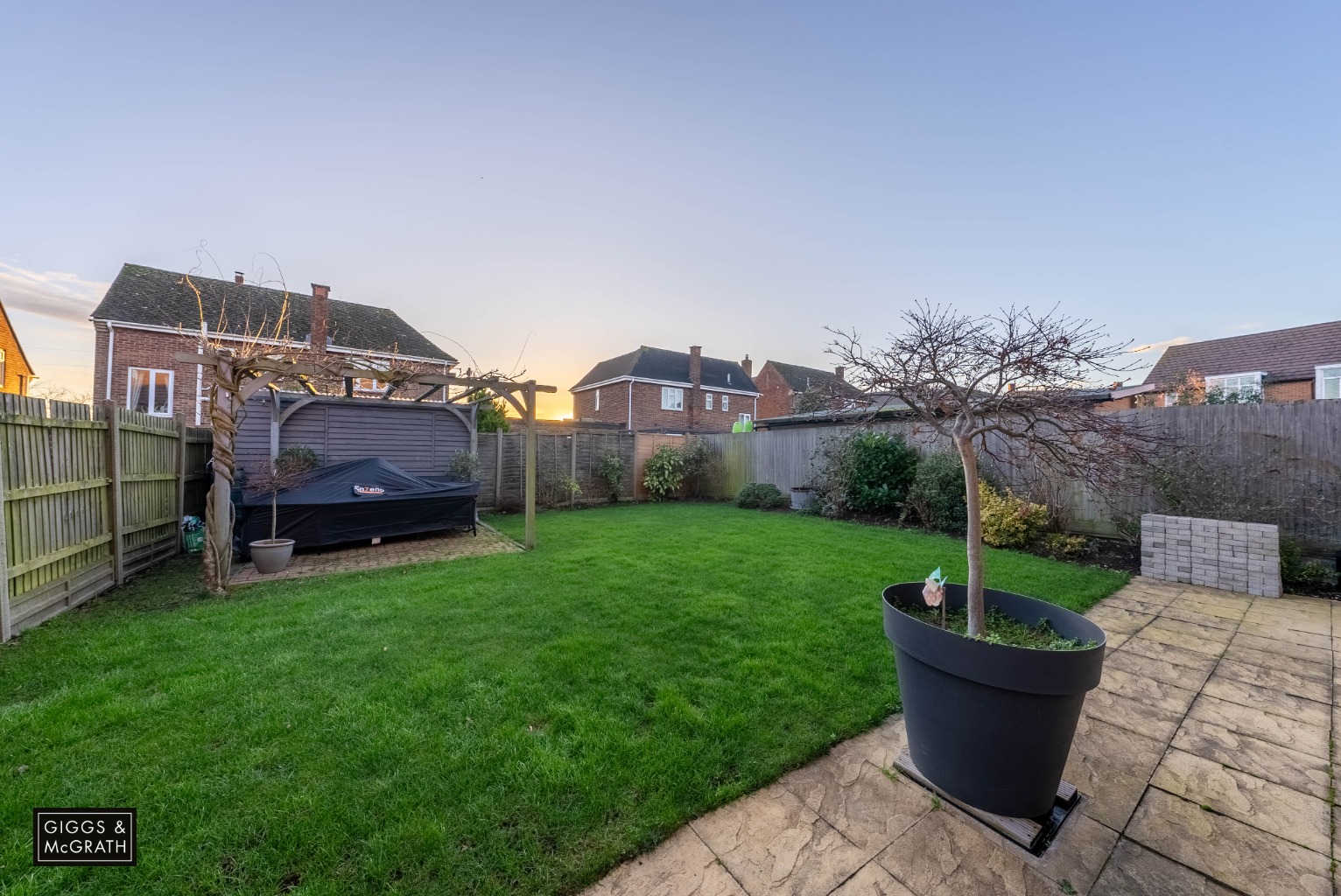 3 bed terraced house for sale in Vulcan Close, Huntingdon  - Property Image 4