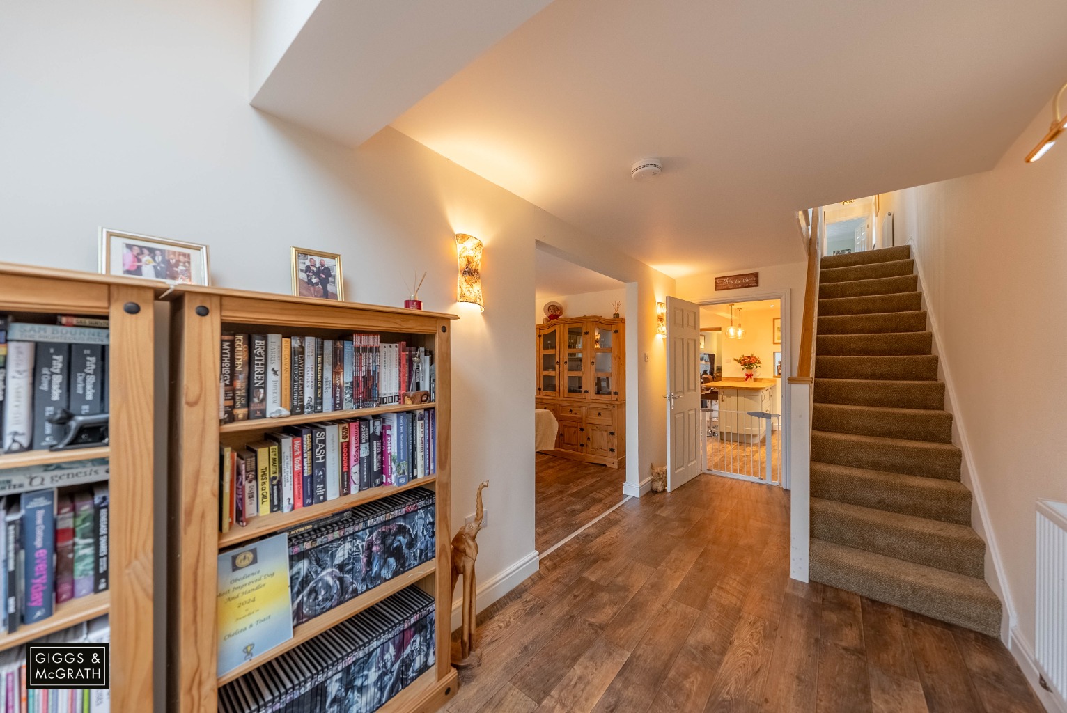 4 bed detached house for sale in The Trundle, Huntingdon 9