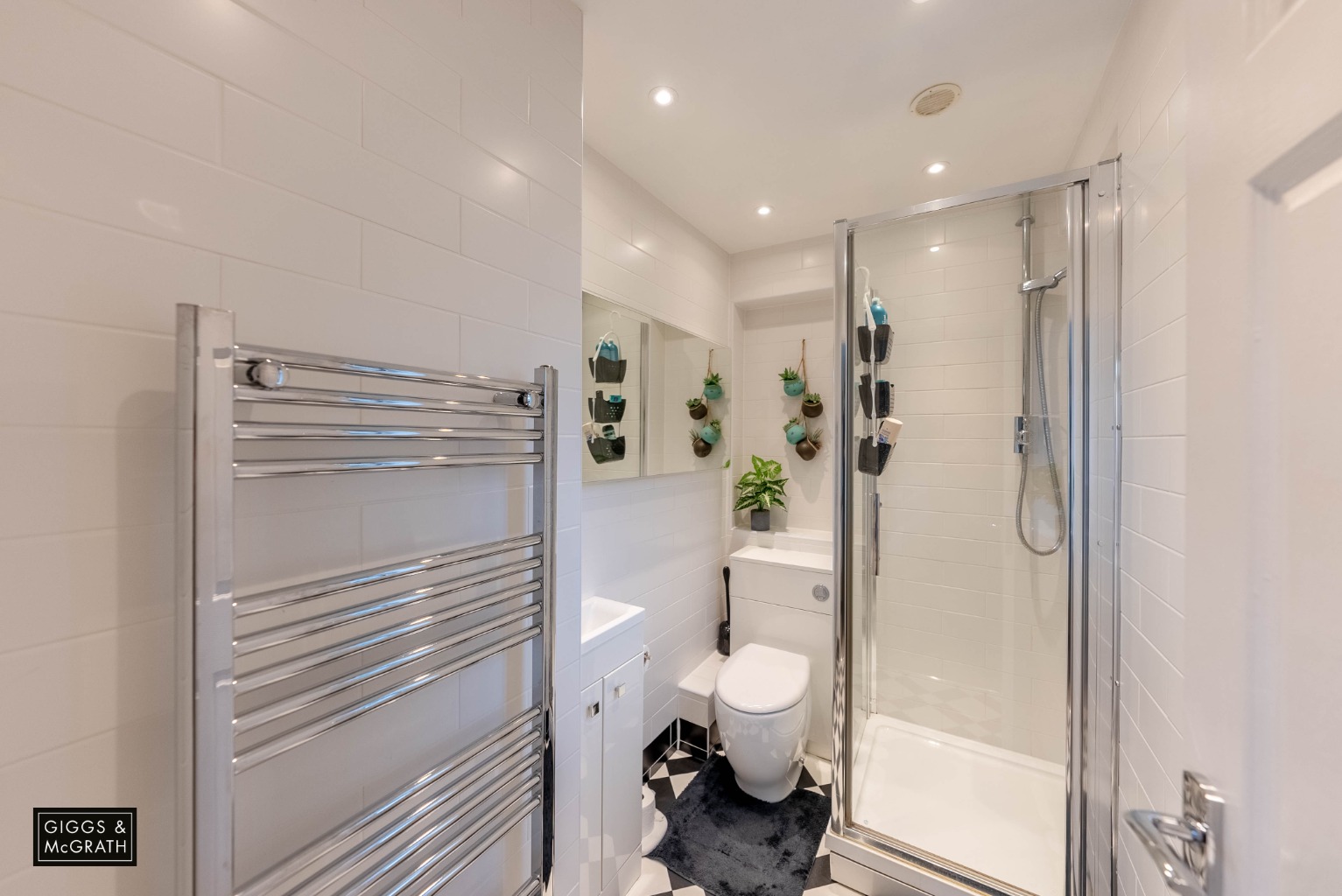 4 bed detached house for sale in The Trundle, Huntingdon 11