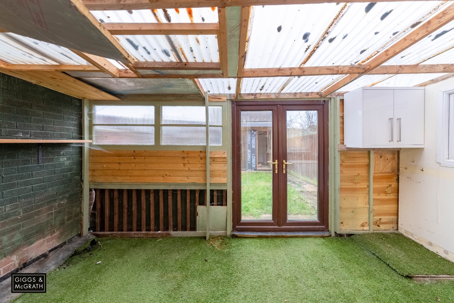 3 bed terraced house for sale in Windsor Close, St. Ives  - Property Image 9