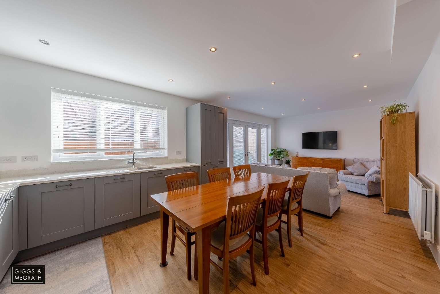 4 bed detached house for sale in Huntingdon Road, Huntingdon 4