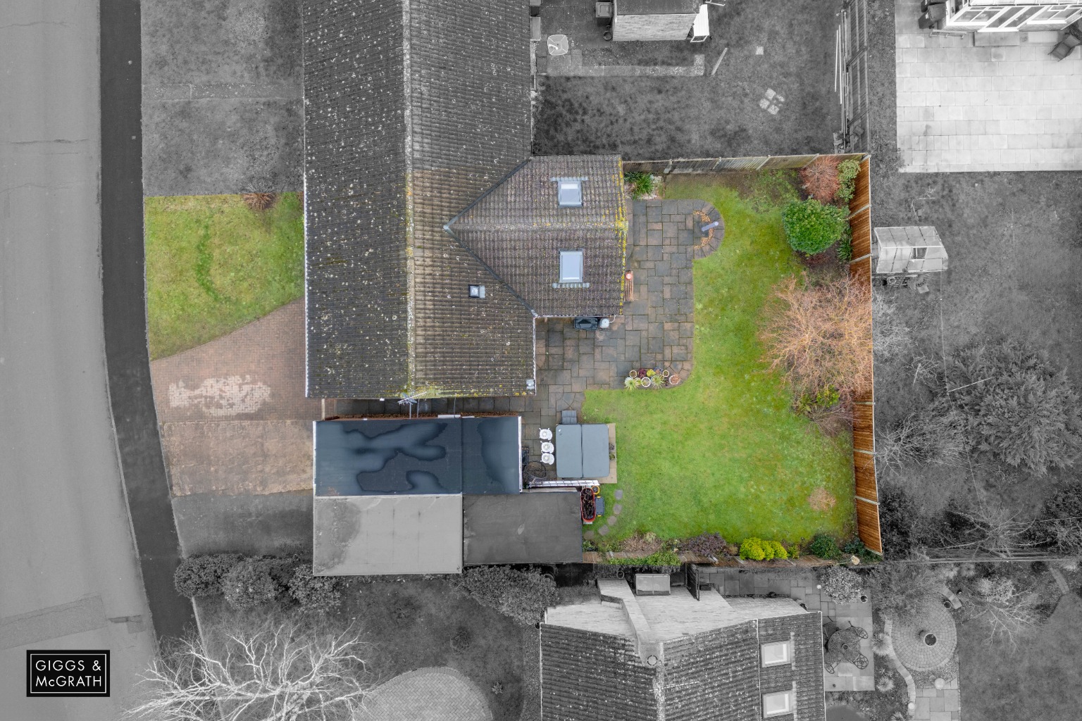 2 bed bungalow for sale in Miller Way, Huntingdon 3