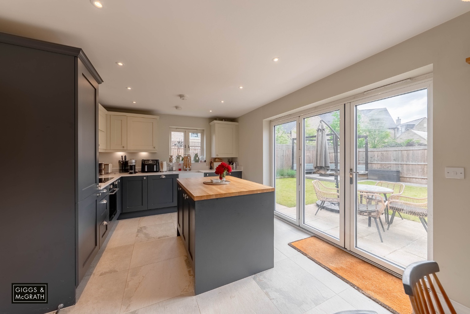 3 bed cottage for sale in North Road, Huntingdon 1