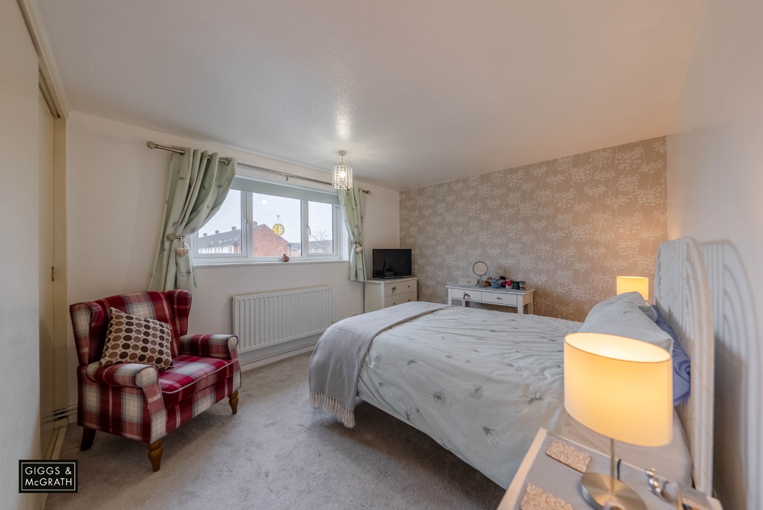 3 bed end of terrace house for sale in Bedford Close, Huntingdon 11
