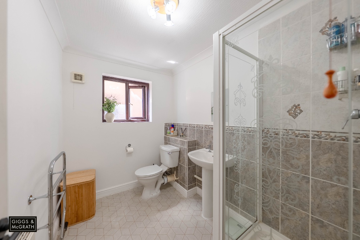 4 bed detached house for sale in Ugg Mere Court Road, Huntingdon  - Property Image 12