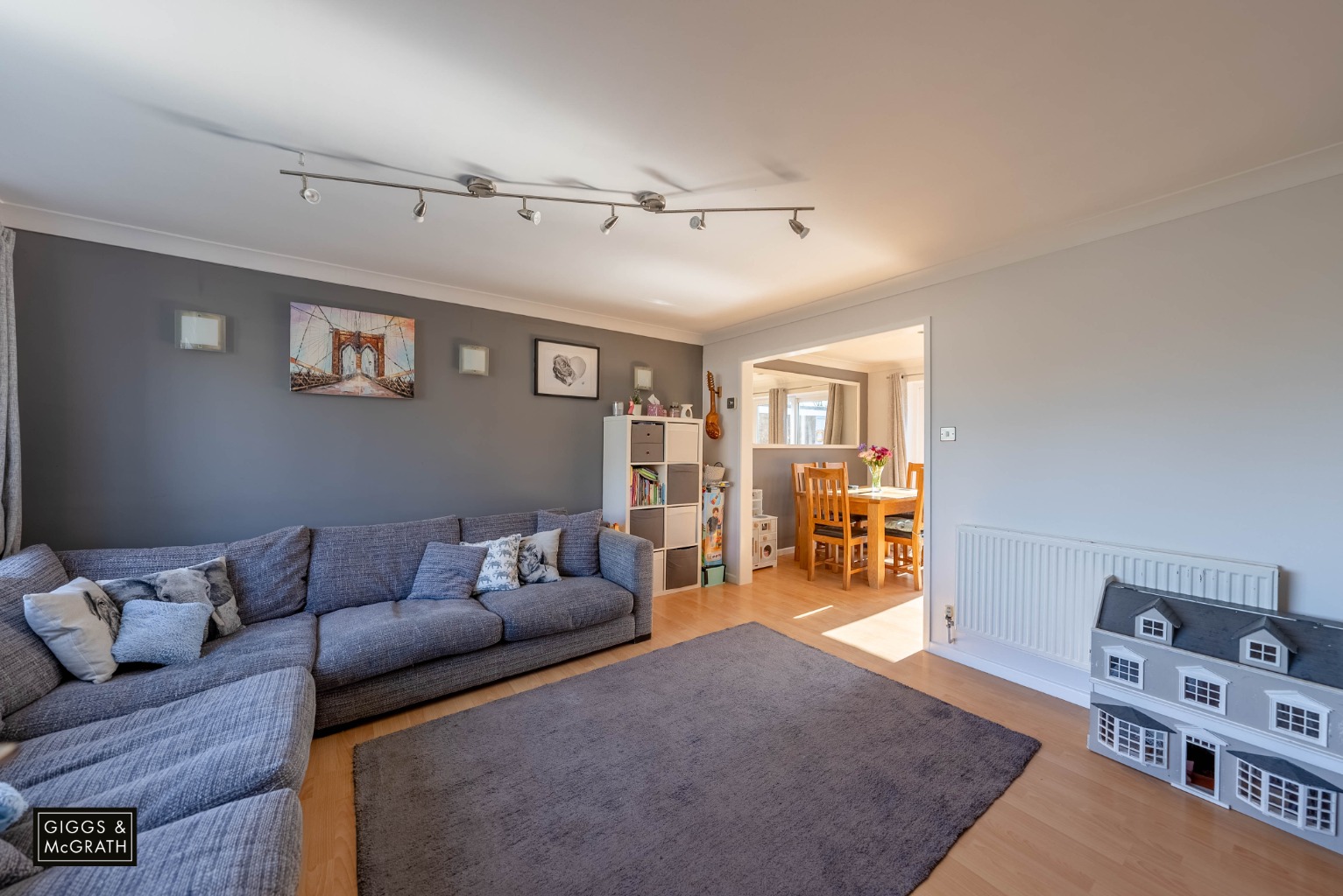 3 bed semi-detached house for sale in The Trundle, Huntingdon  - Property Image 4