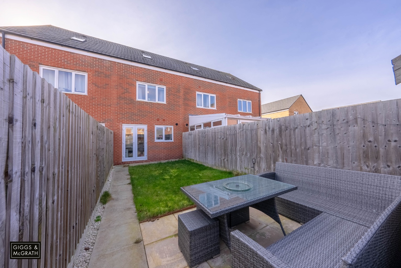 3 bed terraced house for sale in Bloomfield Drive, Huntingdon  - Property Image 12