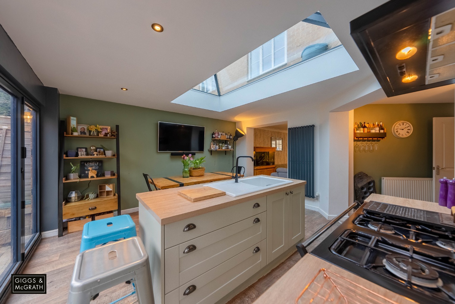 3 bed semi-detached house for sale in Signal Road, Huntingdon 6