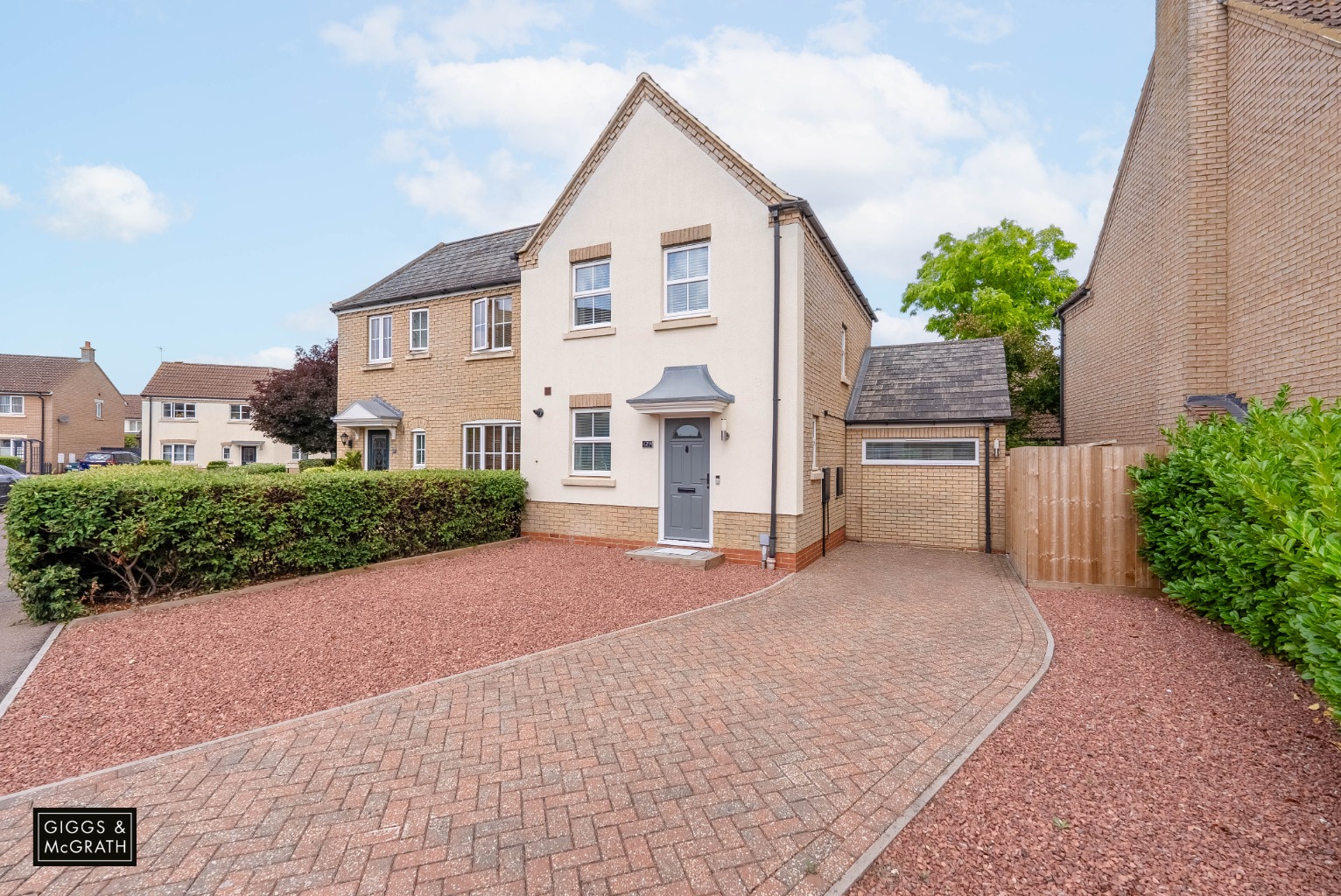 2 bed semi-detached house for sale in Headlands, Huntingdon - Property Image 1