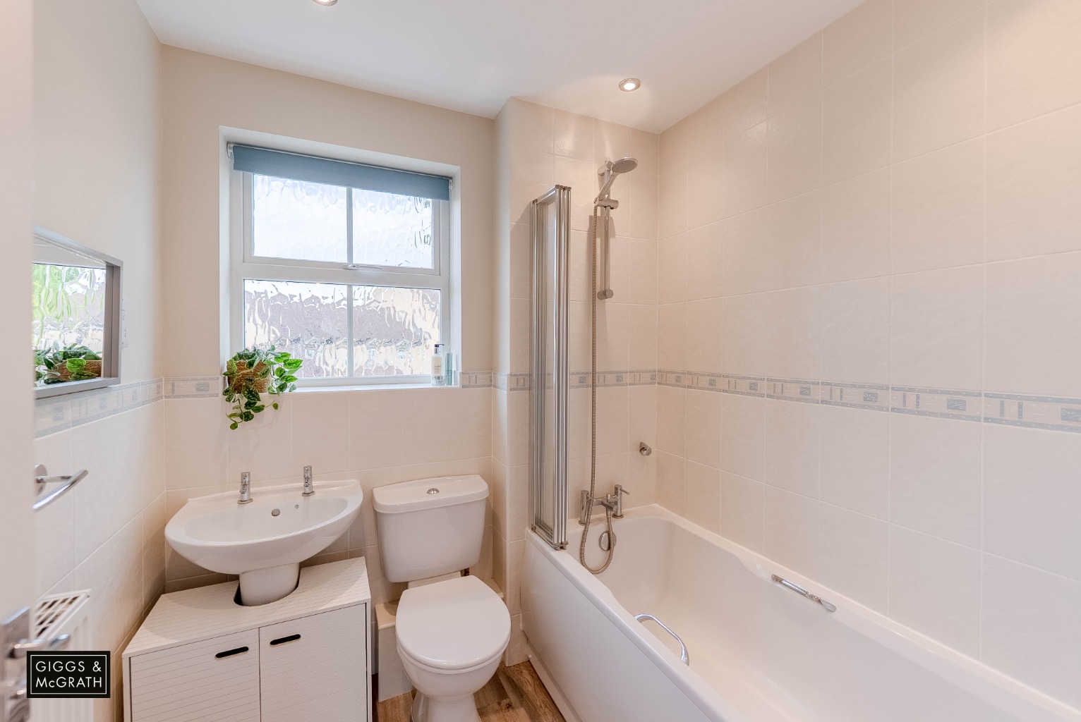 2 bed semi-detached house for sale in Headlands, Huntingdon  - Property Image 11