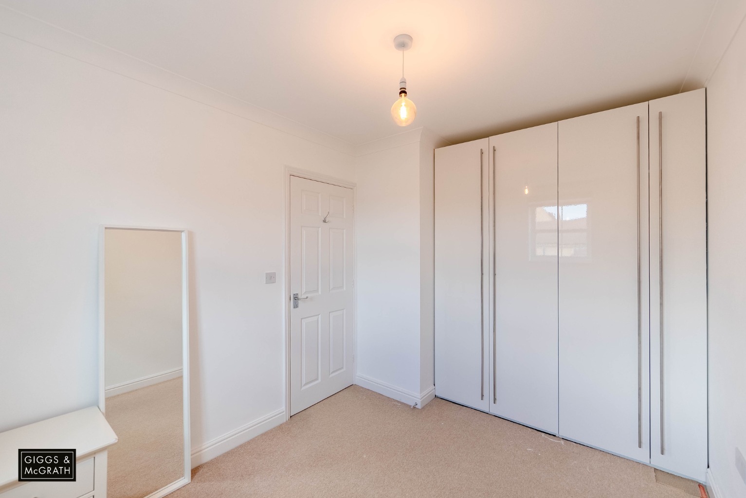 2 bed semi-detached house for sale in Headlands, Huntingdon  - Property Image 10