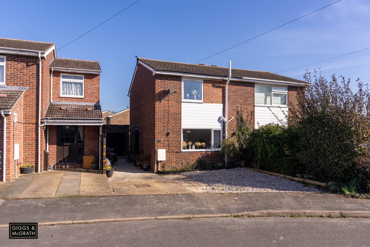 2 bed semi-detached house for sale in Lancelot Way, Huntingdon  - Property Image 1