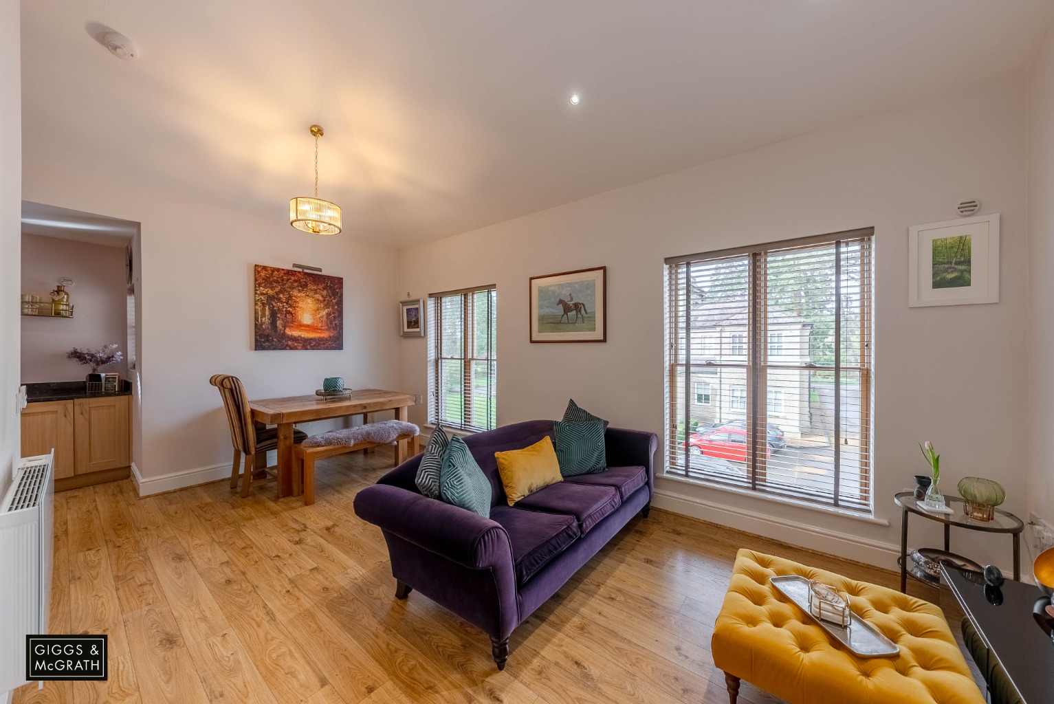 2 bed flat for sale in Thicket Road, Huntingdon  - Property Image 9