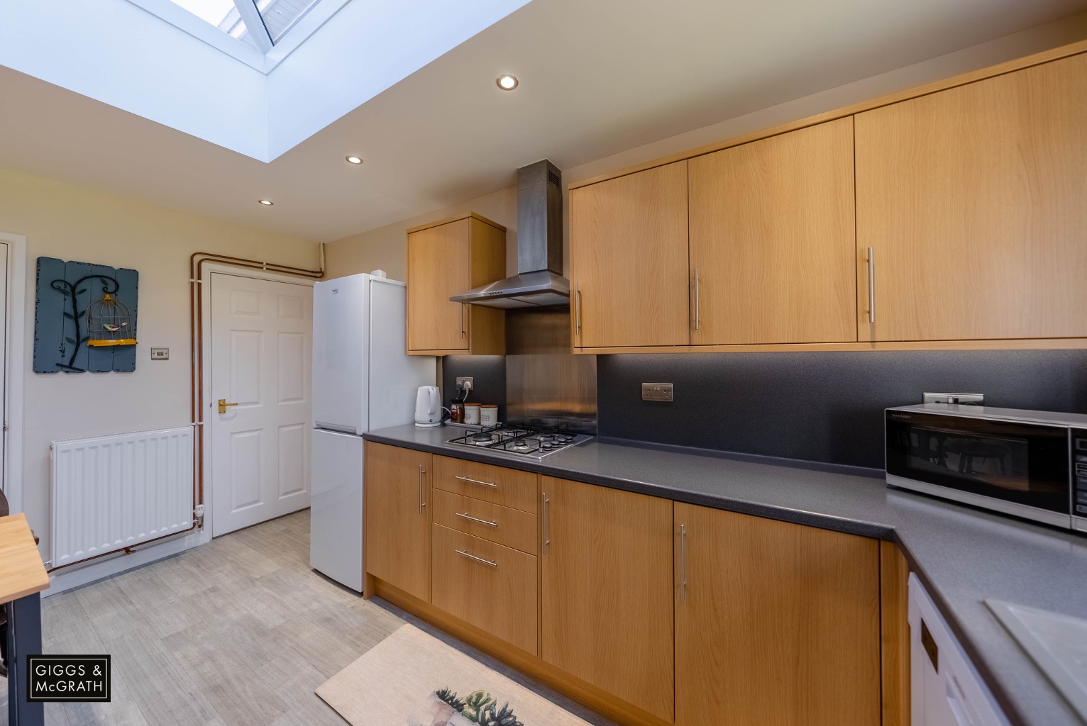 4 bed detached house for sale in Layton Crescent, Huntingdon  - Property Image 8