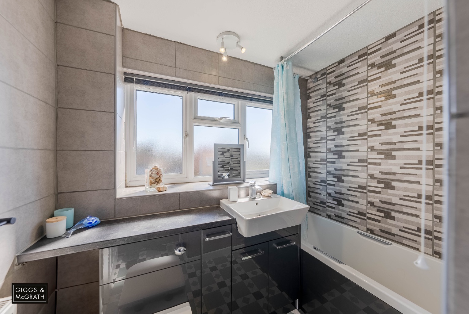 4 bed detached house for sale in Layton Crescent, Huntingdon  - Property Image 14