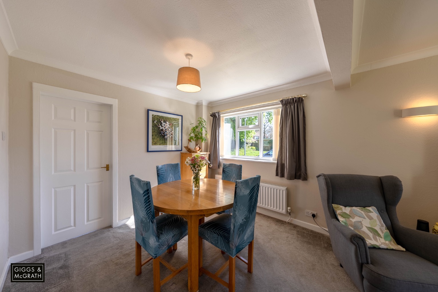 4 bed detached house for sale in Layton Crescent, Huntingdon  - Property Image 5