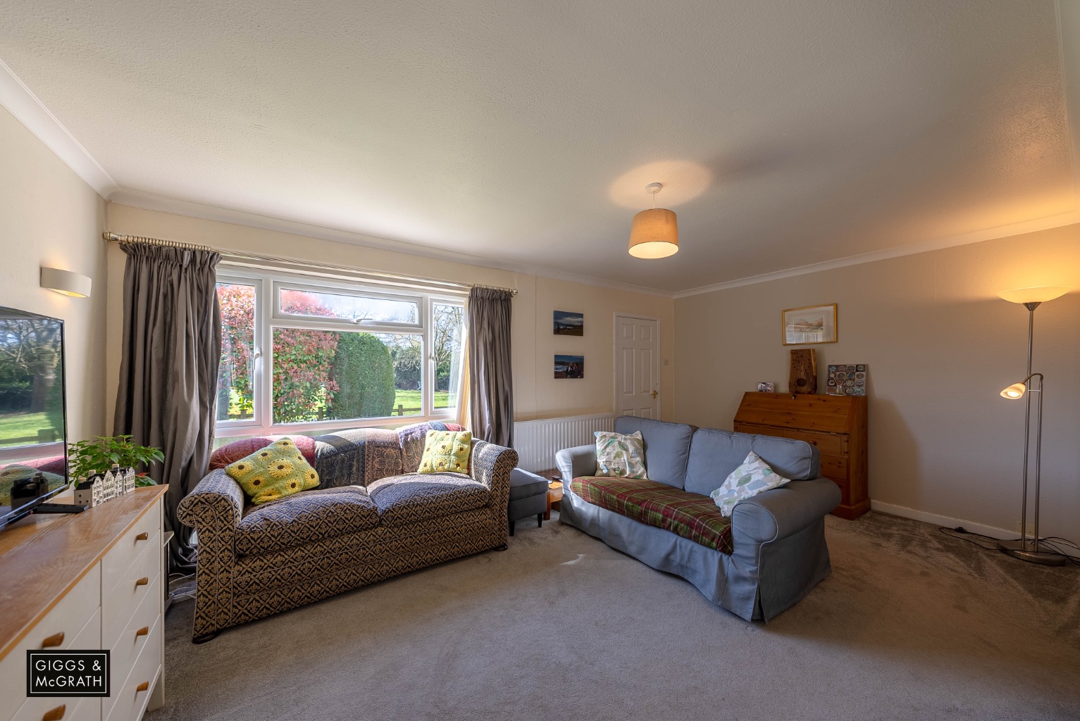 4 bed detached house for sale in Layton Crescent, Huntingdon  - Property Image 4