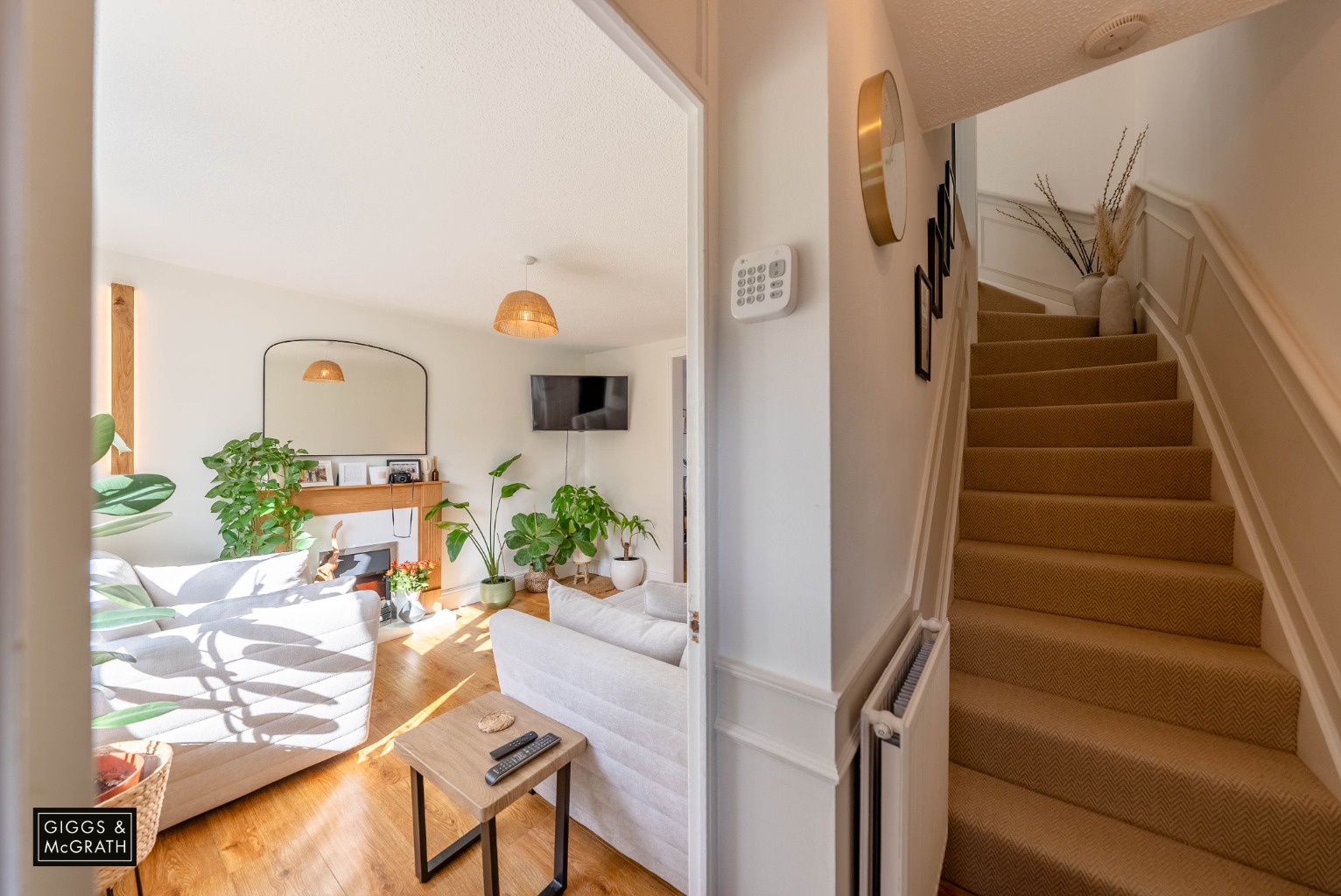 3 bed terraced house for sale in Morland Way, St. Ives 4