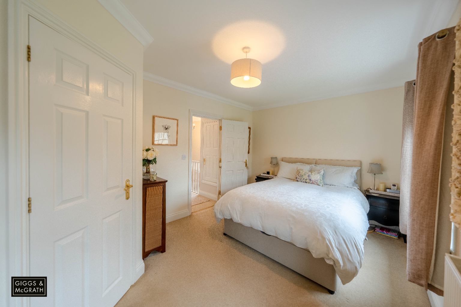 4 bed end of terrace house for sale in South Park Drive, Cambridge 12
