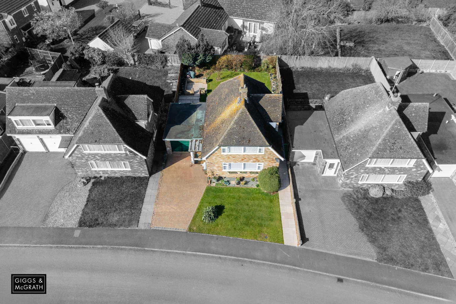 4 bed detached house for sale in The Furlongs, St. Ives 8