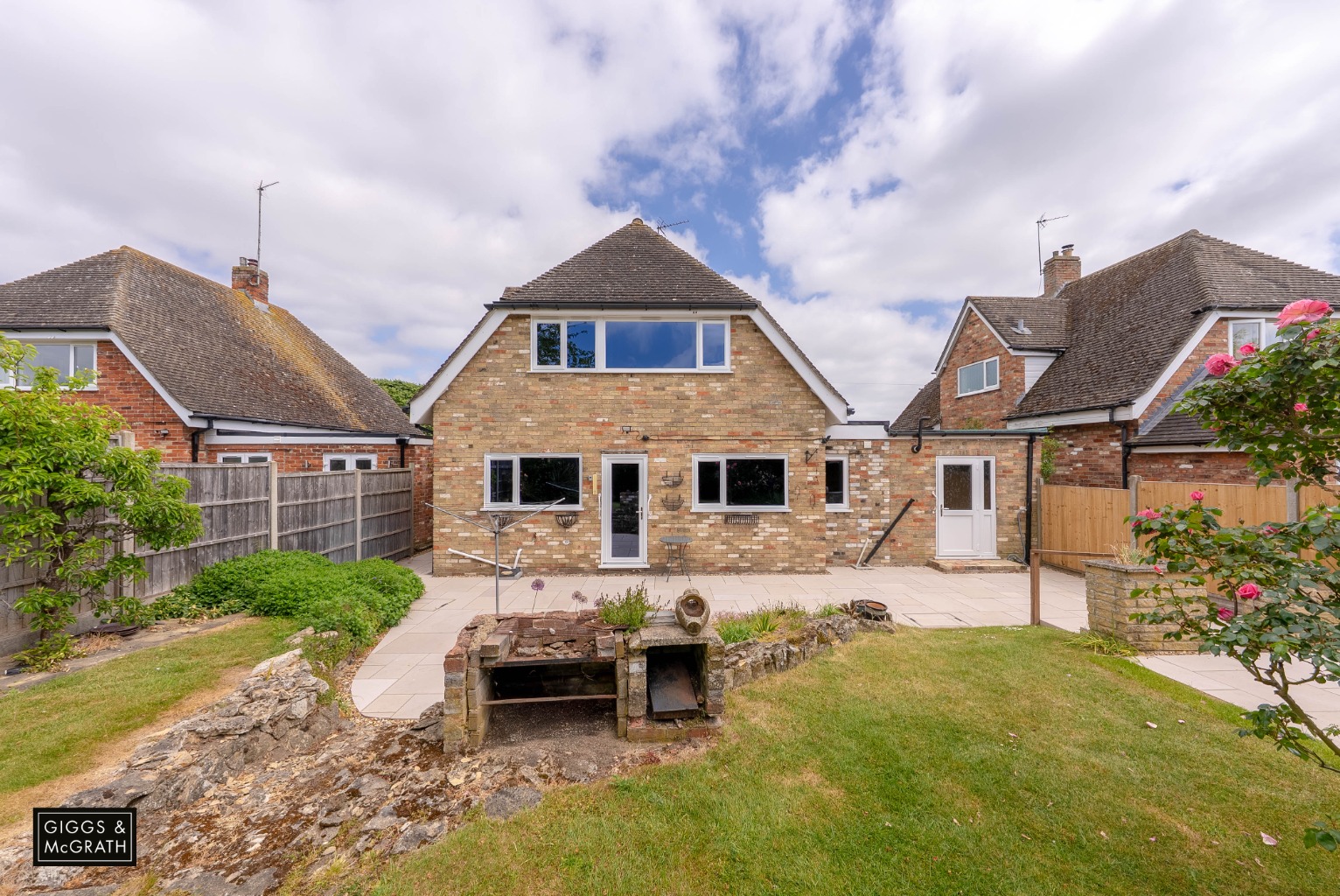 4 bed detached house for sale in The Furlongs, St. Ives  - Property Image 8