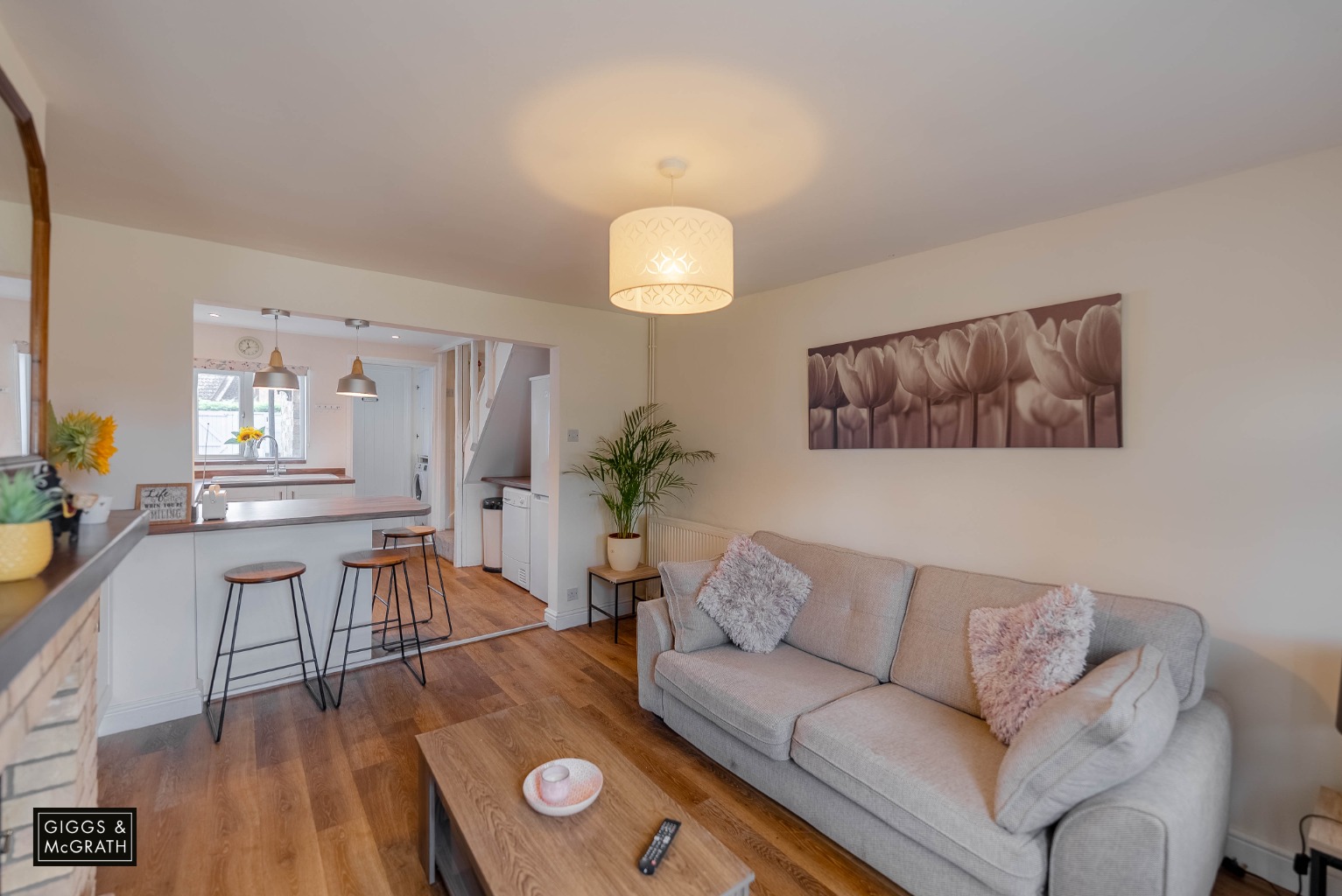 2 bed terraced house for sale in Mill Green, Huntingdon  - Property Image 2