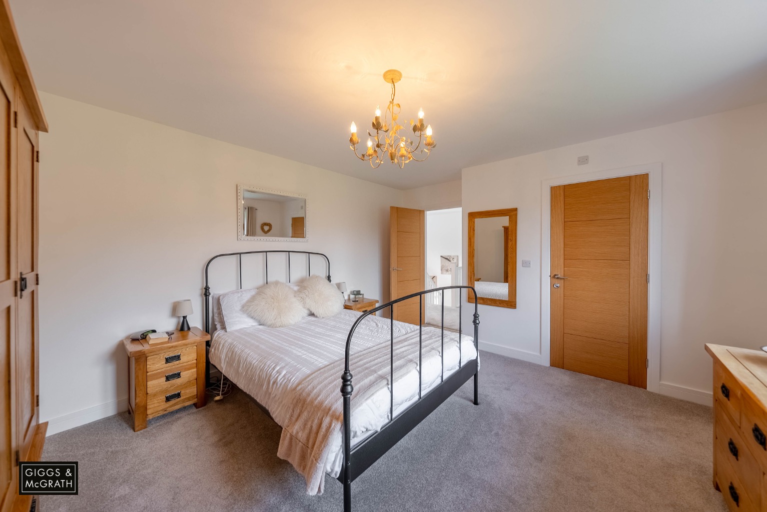 4 bed detached house for sale in High Street, Huntingdon  - Property Image 13