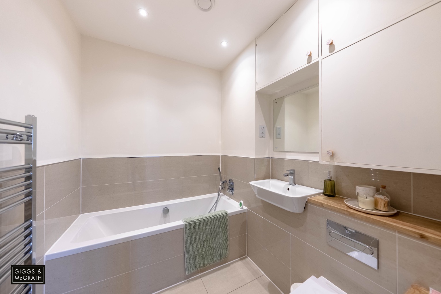 2 bed penthouse for sale in Rawlyns Way, Huntingdon  - Property Image 11