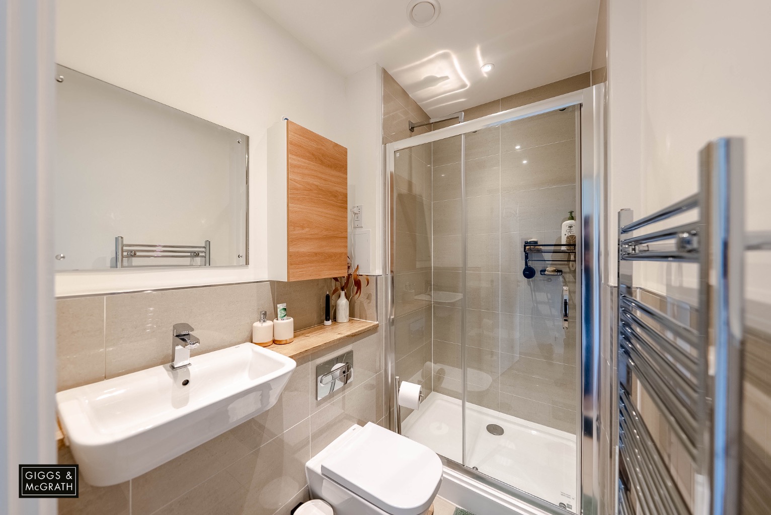 2 bed penthouse for sale in Rawlyns Way, Huntingdon  - Property Image 9