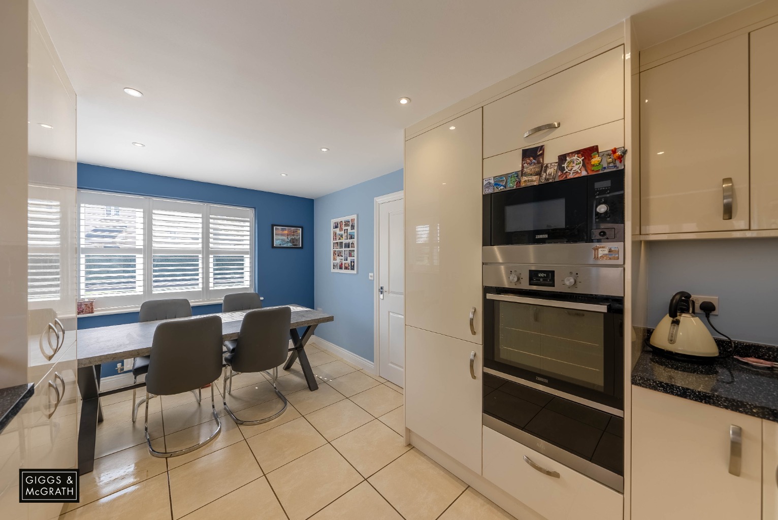3 bed detached house for sale in Summer's Hill Drive, Cambridge  - Property Image 7