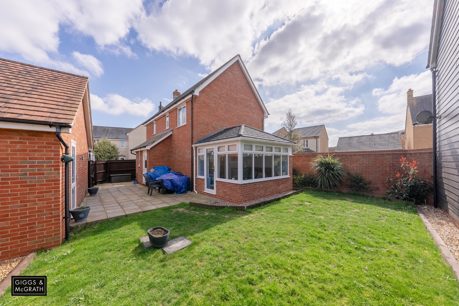 3 bed detached house for sale in Summer's Hill Drive, Cambridge 3