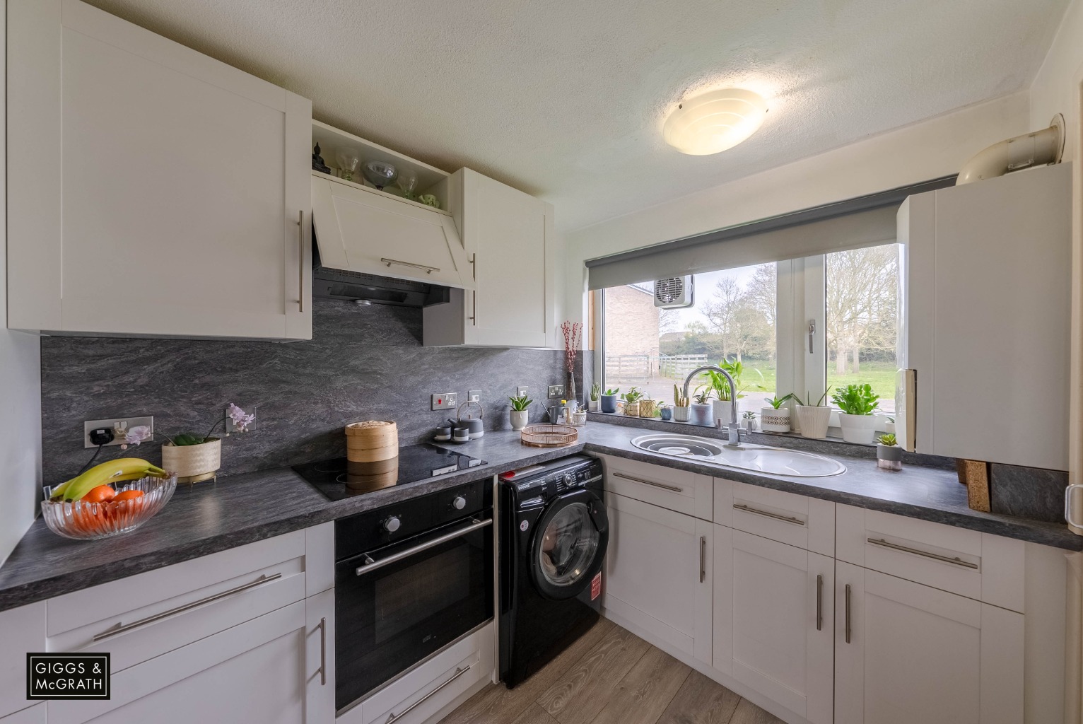 2 bed ground floor flat for sale in Luqa House, Brampton 1