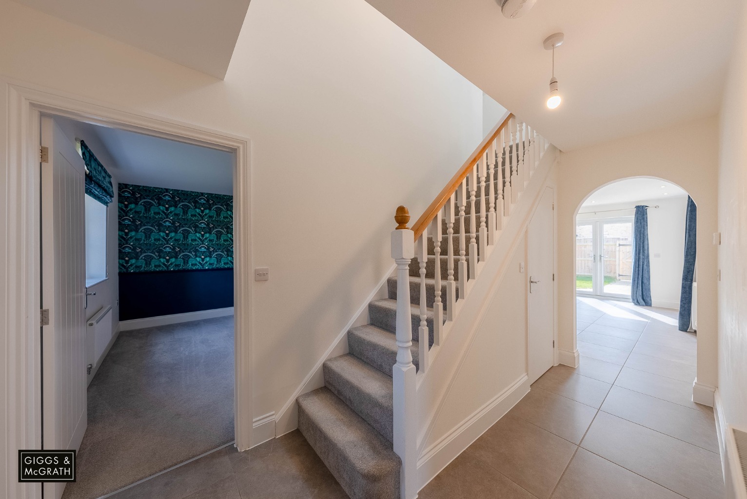 3 bed terraced house for sale in The Green, Huntingdon 7