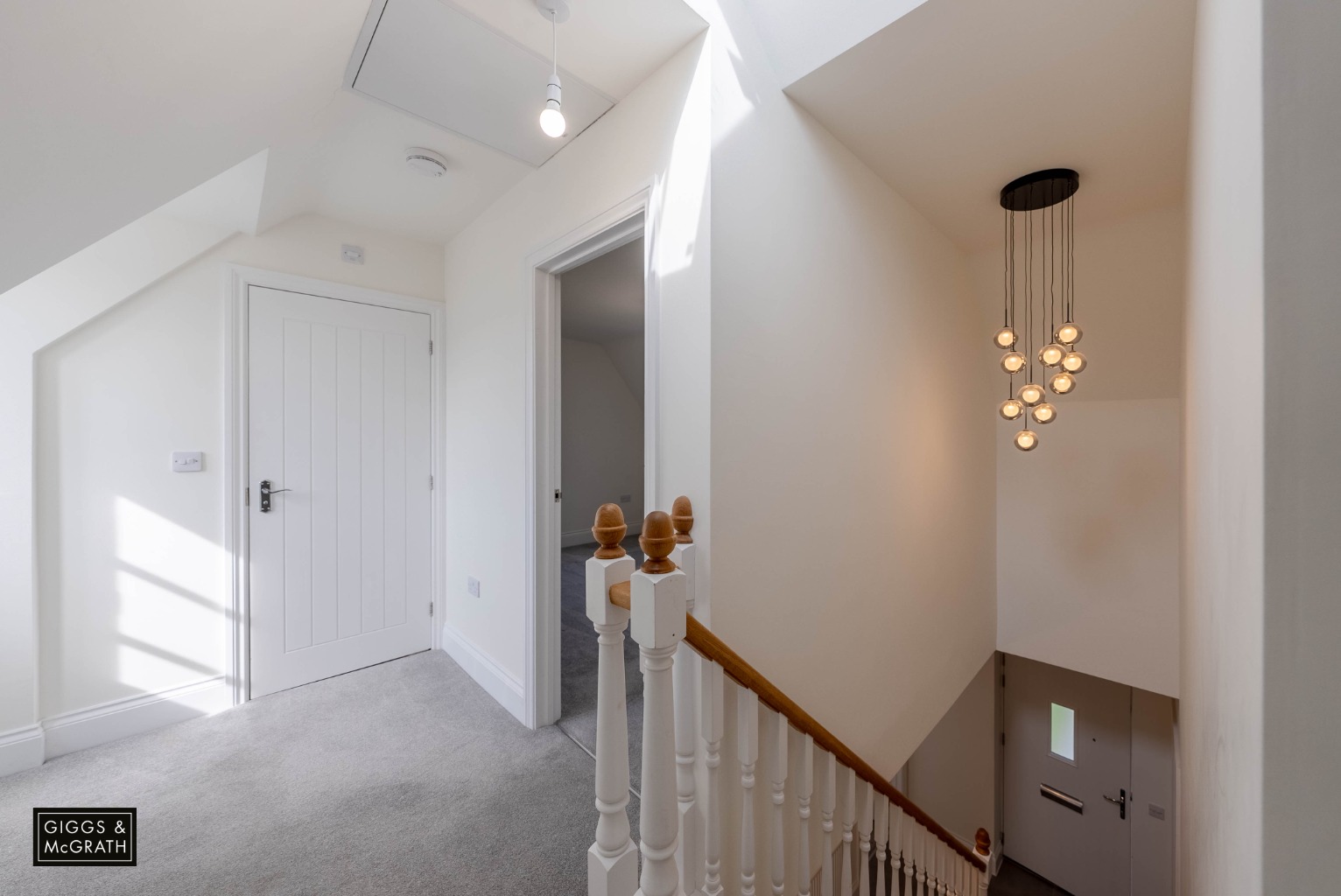 3 bed terraced house for sale in The Green, Huntingdon 9