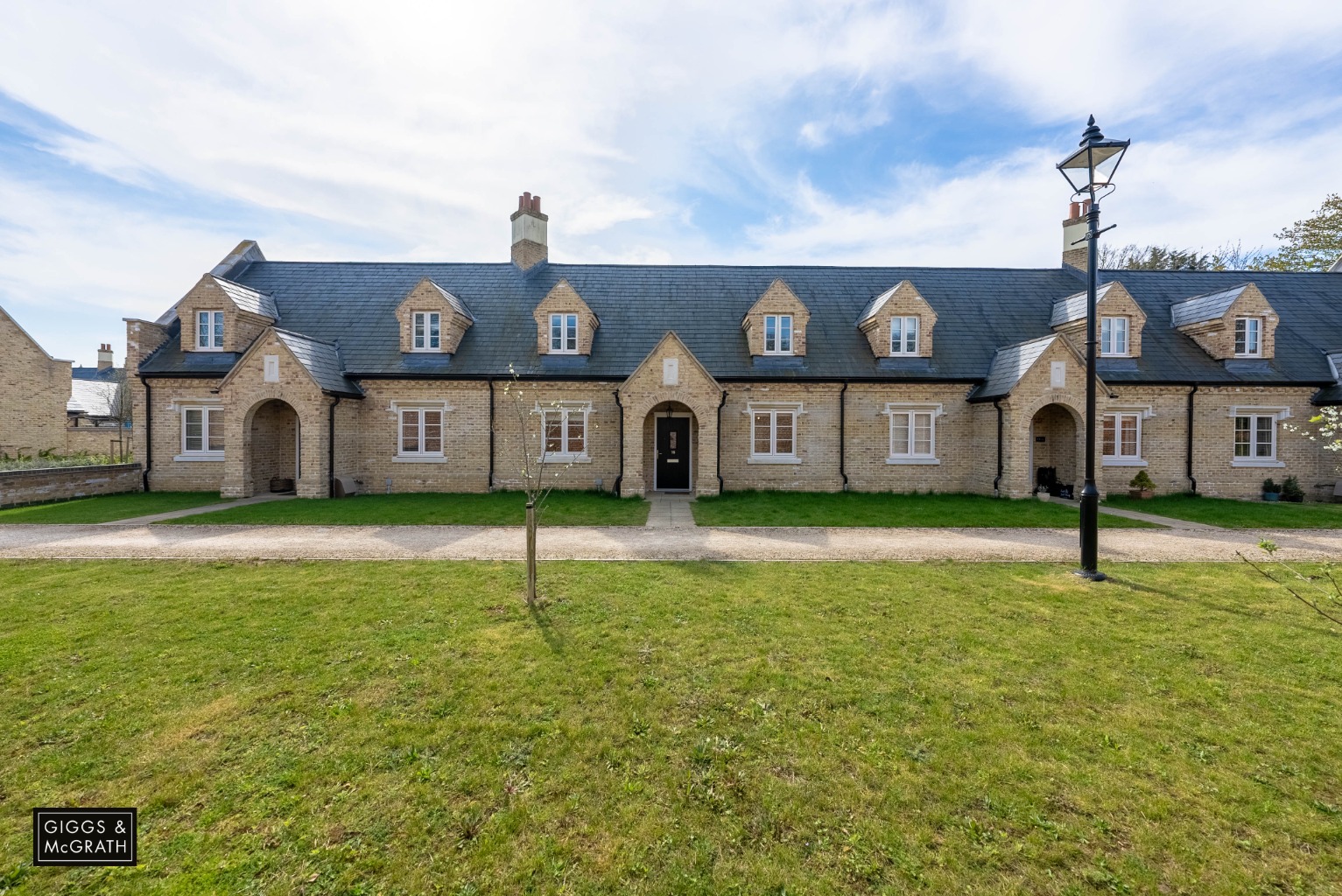 3 bed terraced house for sale in The Green, Huntingdon - Property Image 1