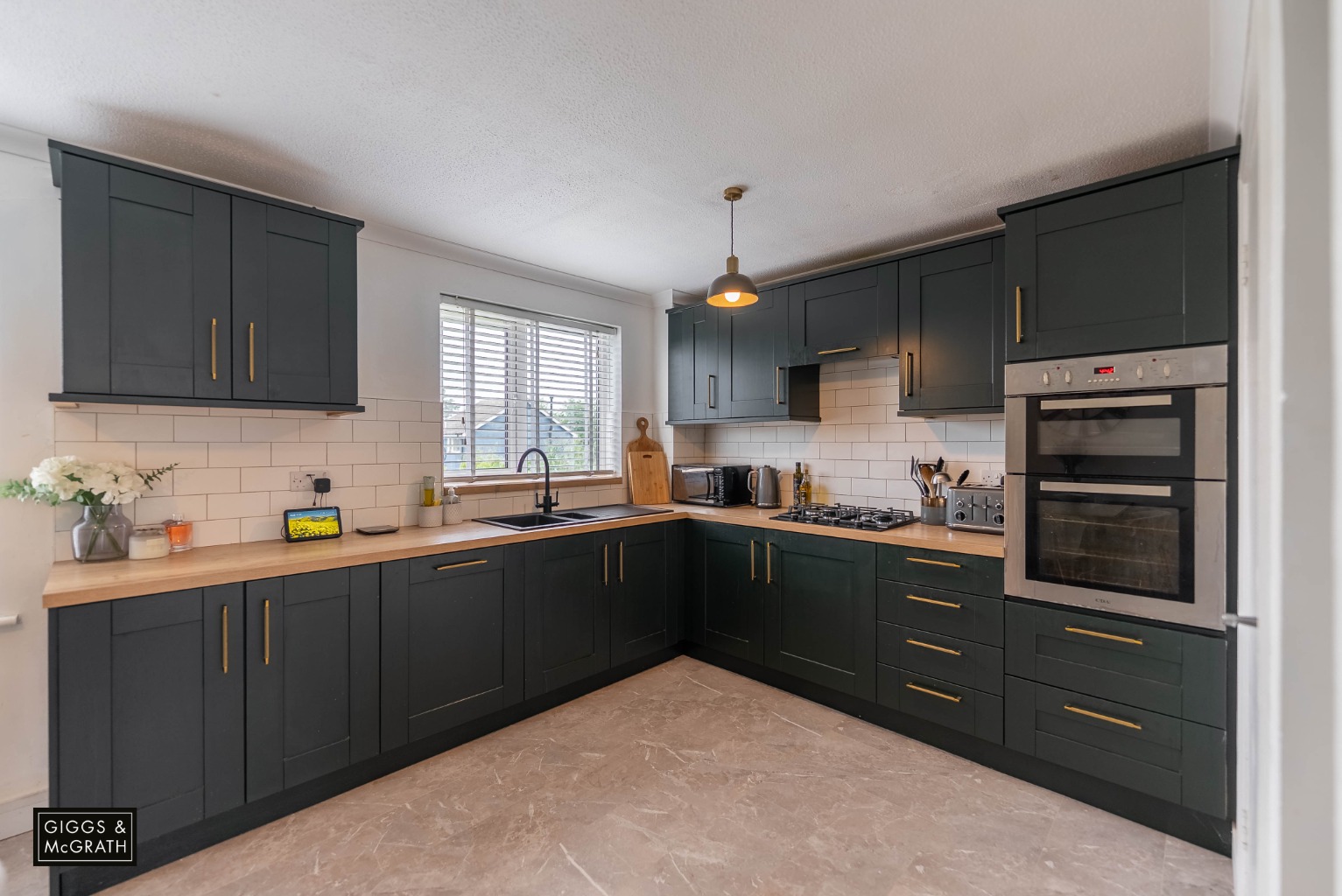 4 bed town house for sale in Homestead, Huntingdon  - Property Image 2