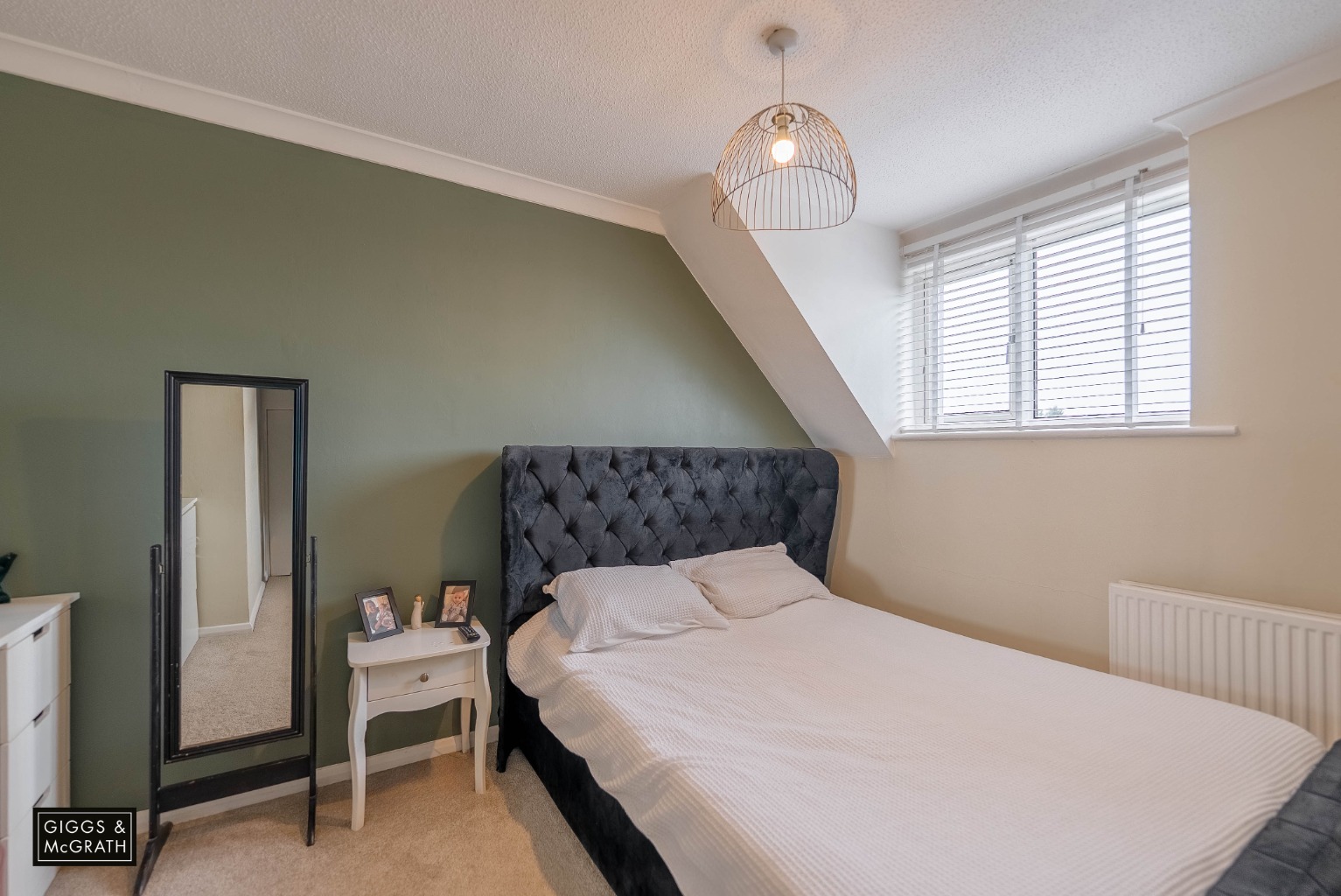 4 bed town house for sale in Homestead, Huntingdon  - Property Image 11