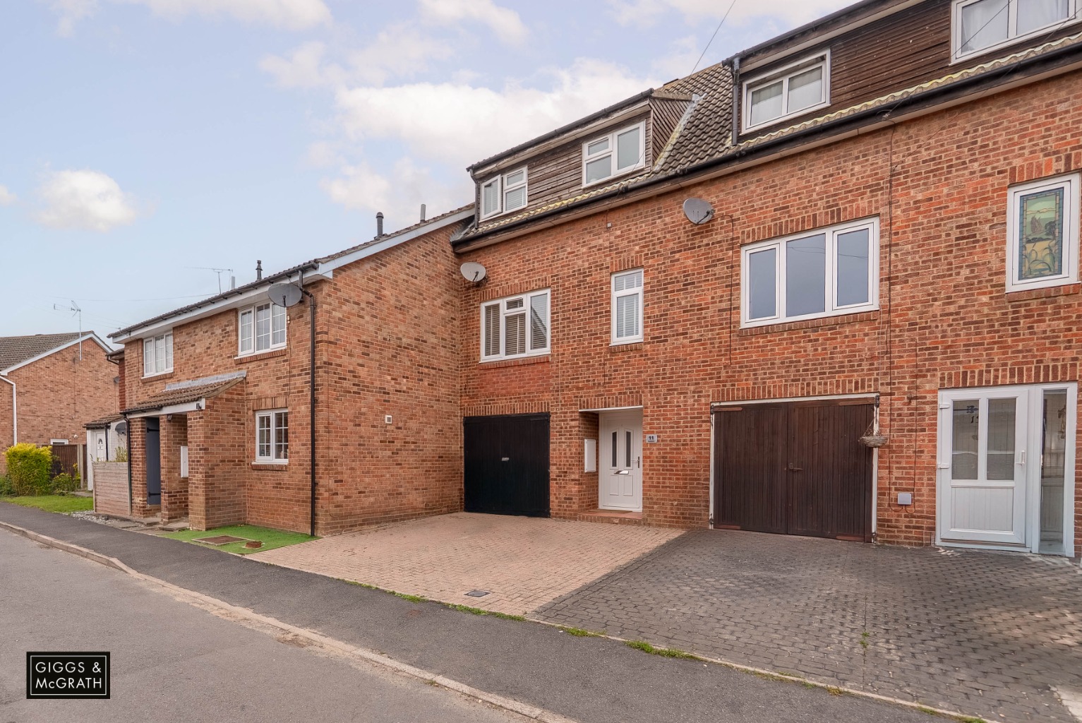 4 bed town house for sale in Homestead, Huntingdon - Property Image 1