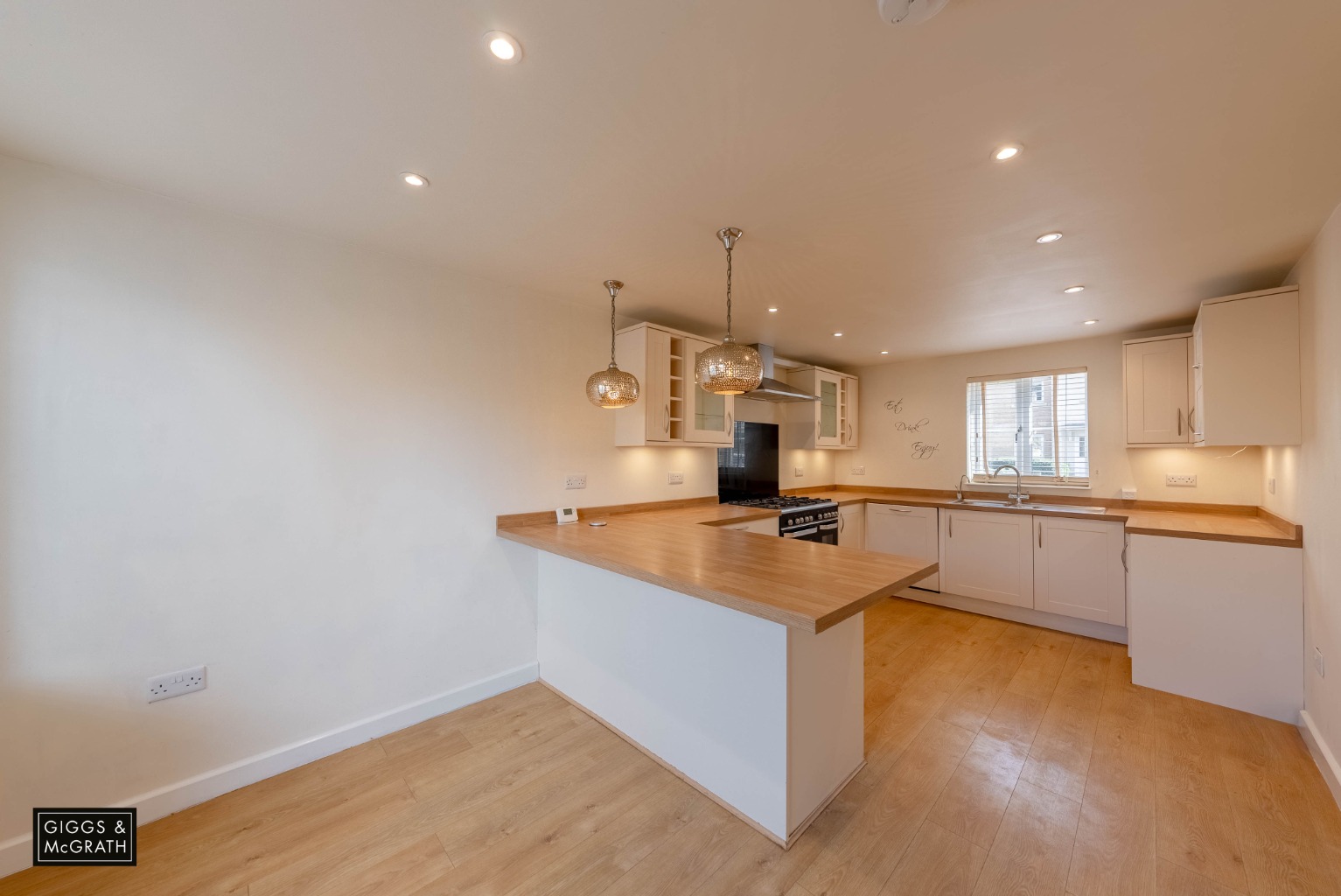 4 bed town house for sale in North Lodge Drive, Cambridge  - Property Image 2