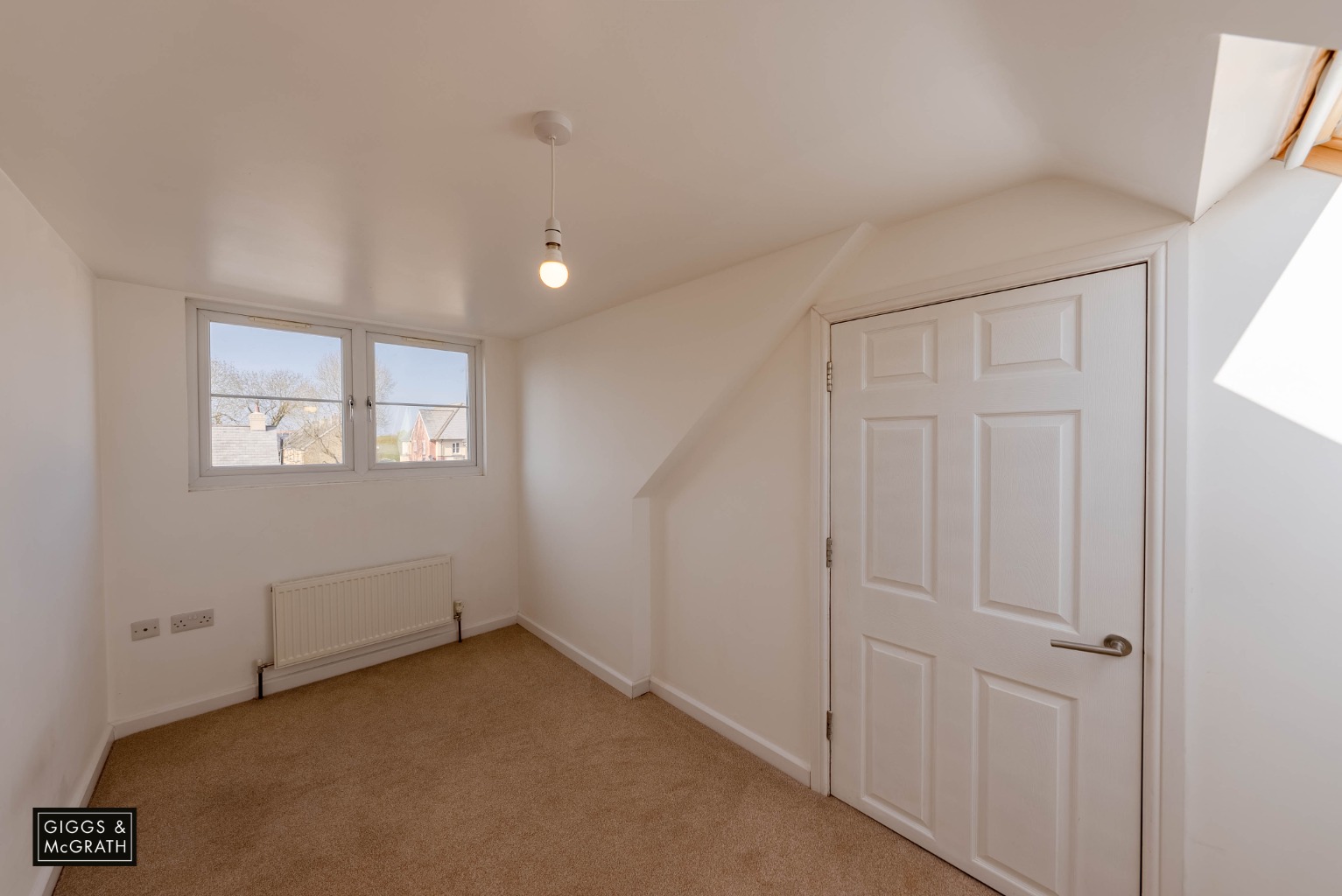 4 bed town house for sale in North Lodge Drive, Cambridge  - Property Image 15