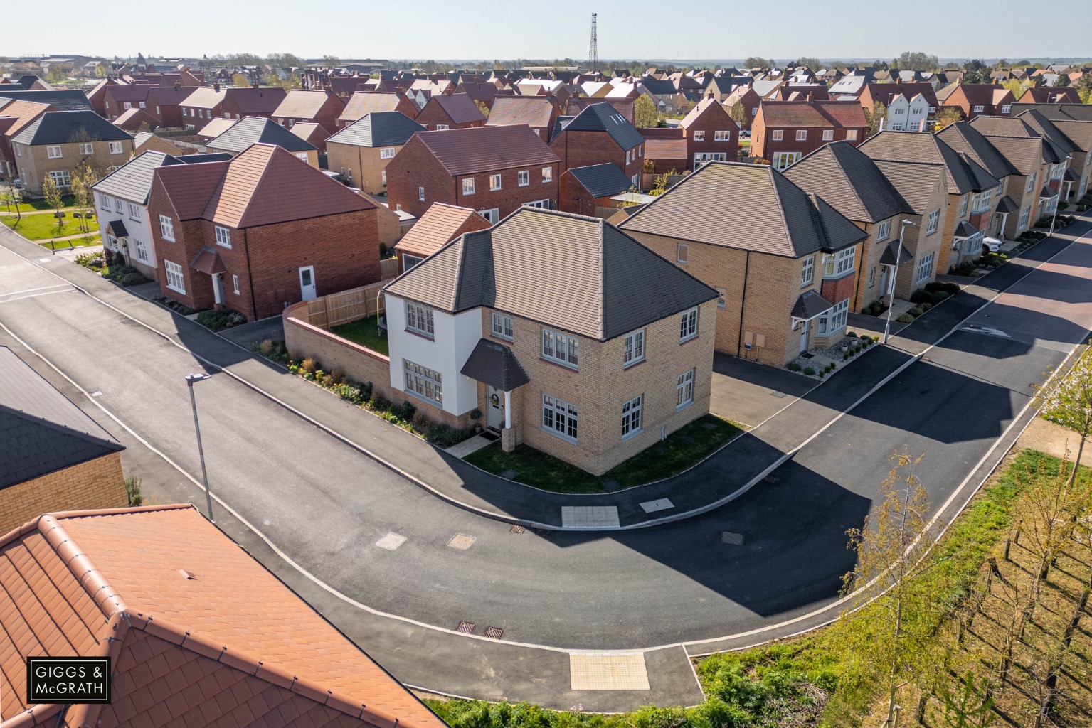 4 bed detached house for sale in Huntingdon Road, Huntingdon - Property Image 1