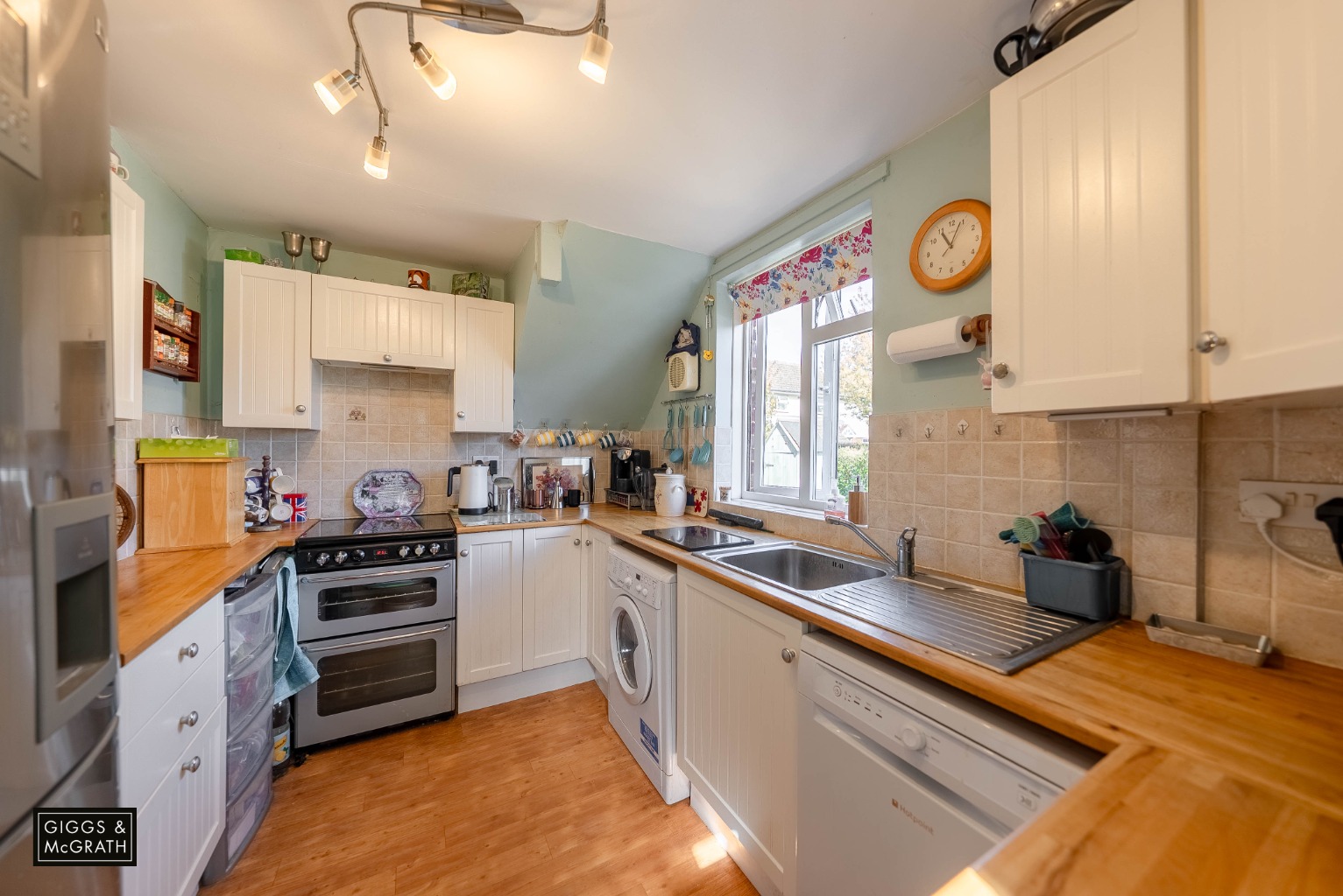 3 bed semi-detached house for sale in Belle Isle Crescent, Huntingdon  - Property Image 3