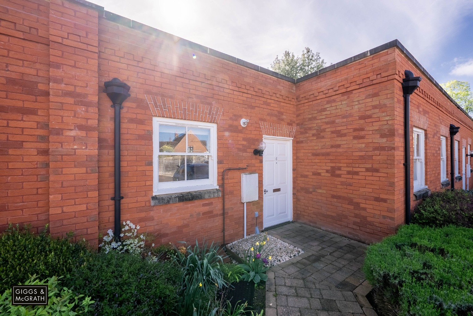 2 bed flat for sale in High Street, Huntingdon  - Property Image 9