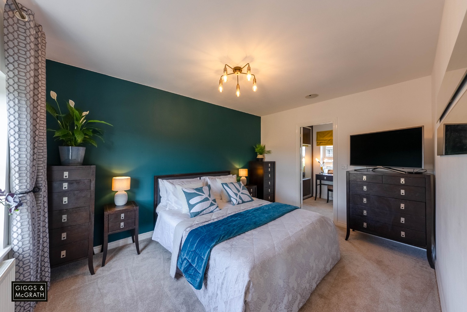 4 bed semi-detached house for sale in Wellbrook Way, Cambridge  - Property Image 8