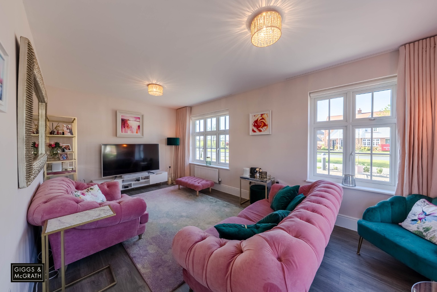 3 bed detached house for sale in Tiptoff Close, Huntingdon  - Property Image 3