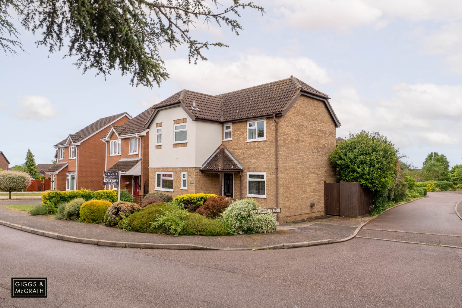 3 bed detached house for sale in Eagle Way, Huntingdon - Property Image 1