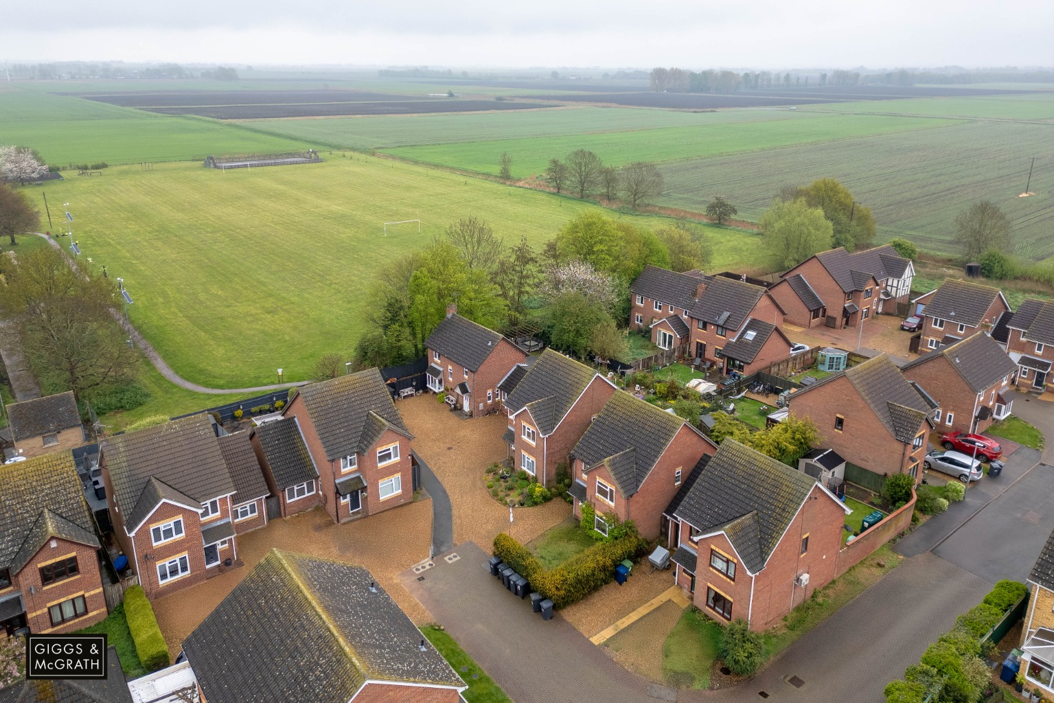 4 bed detached house for sale in Chandlers Way, Huntingdon 14