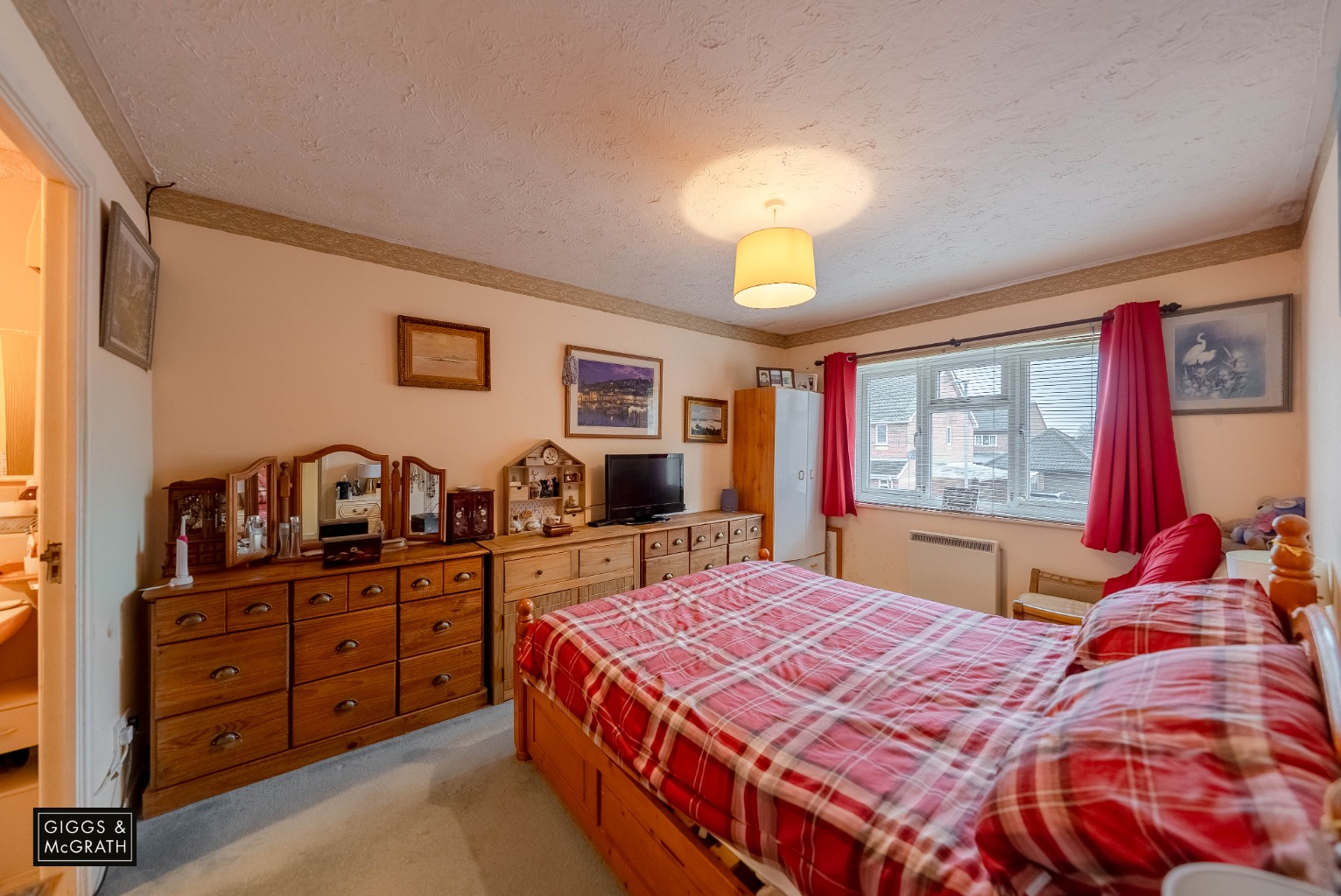 4 bed detached house for sale in Chandlers Way, Huntingdon  - Property Image 9