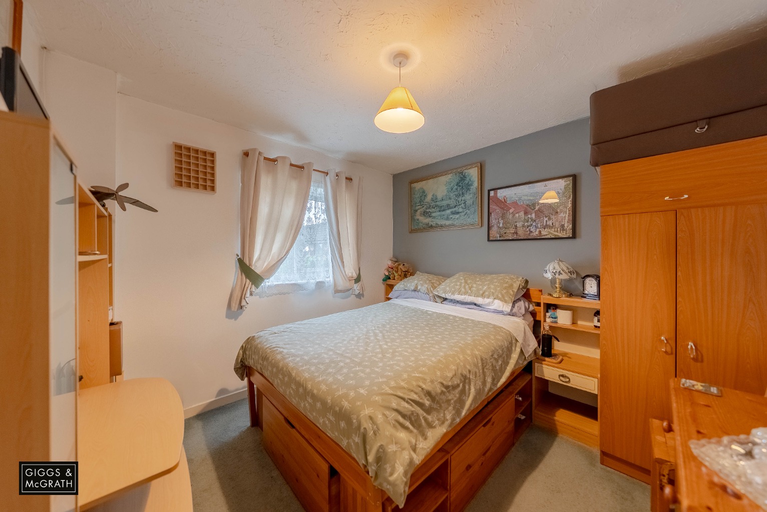 4 bed detached house for sale in Chandlers Way, Huntingdon 9