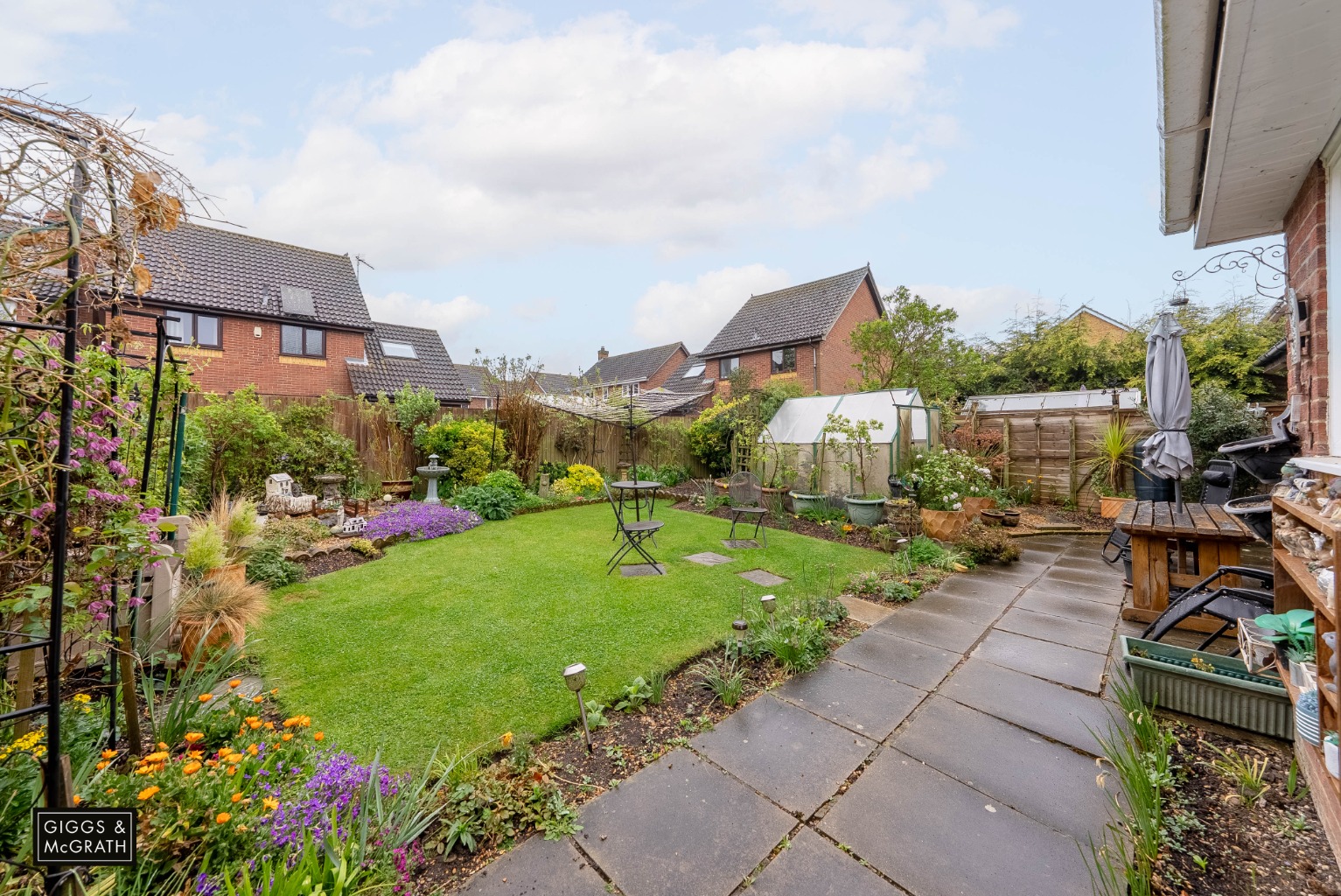 4 bed detached house for sale in Chandlers Way, Huntingdon 12